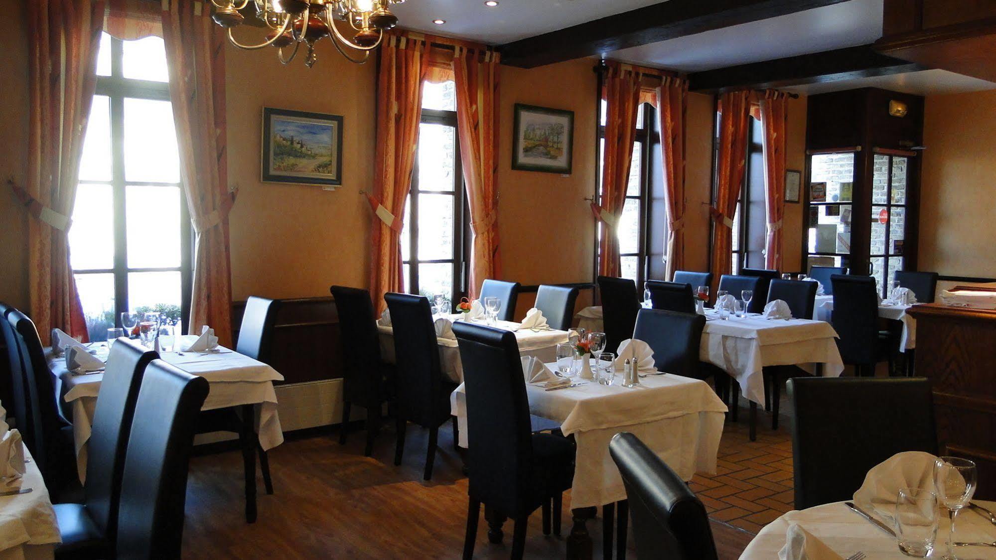 Le Saint Sebastien Otel Blendecques Dış mekan fotoğraf